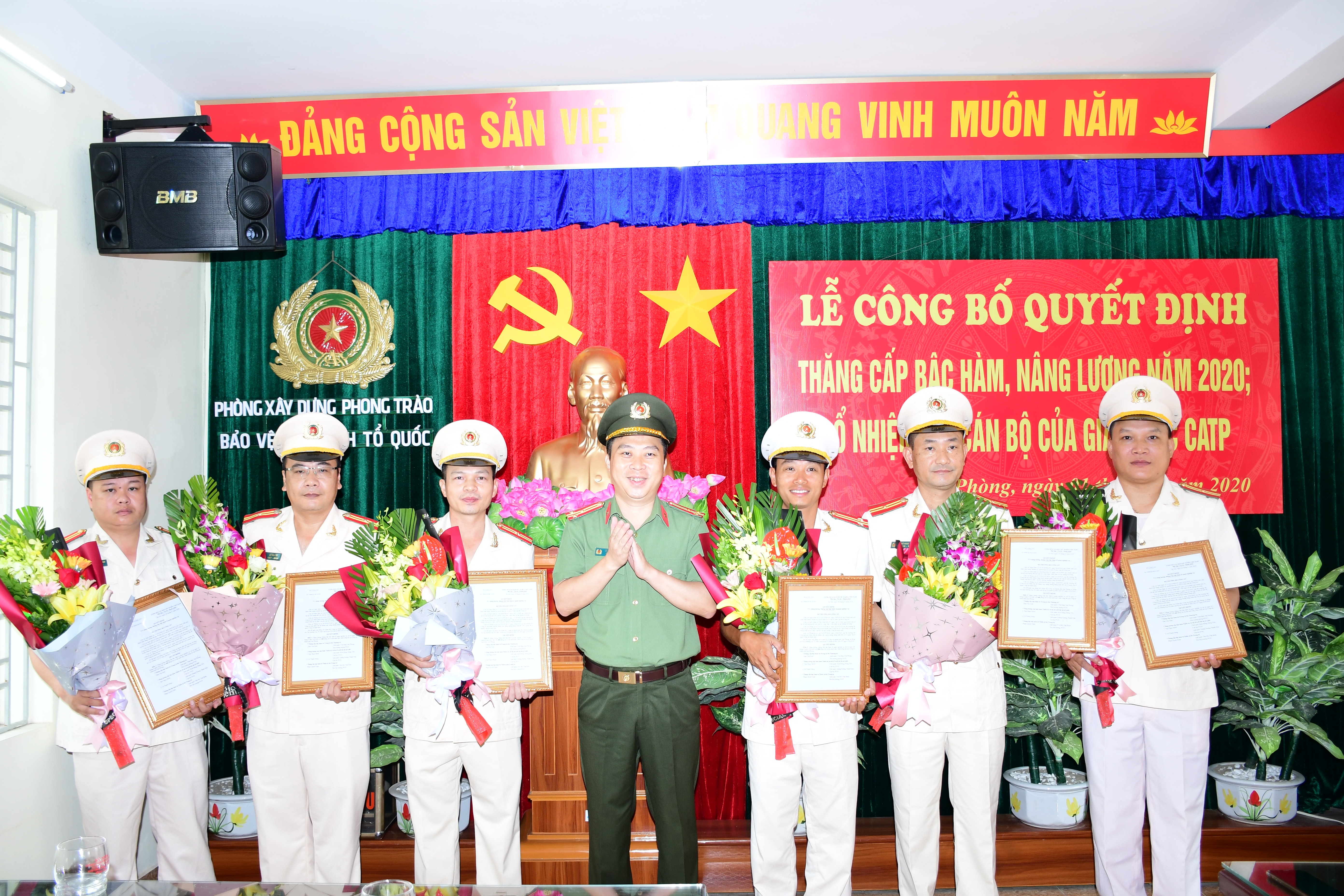 Phòng Xây dựng phong trào bảo vệ an ninh Tổ quốc: Công bố quyết định bổ nhiệm lại, thăng cấp bậc hàm, nâng bậc lương